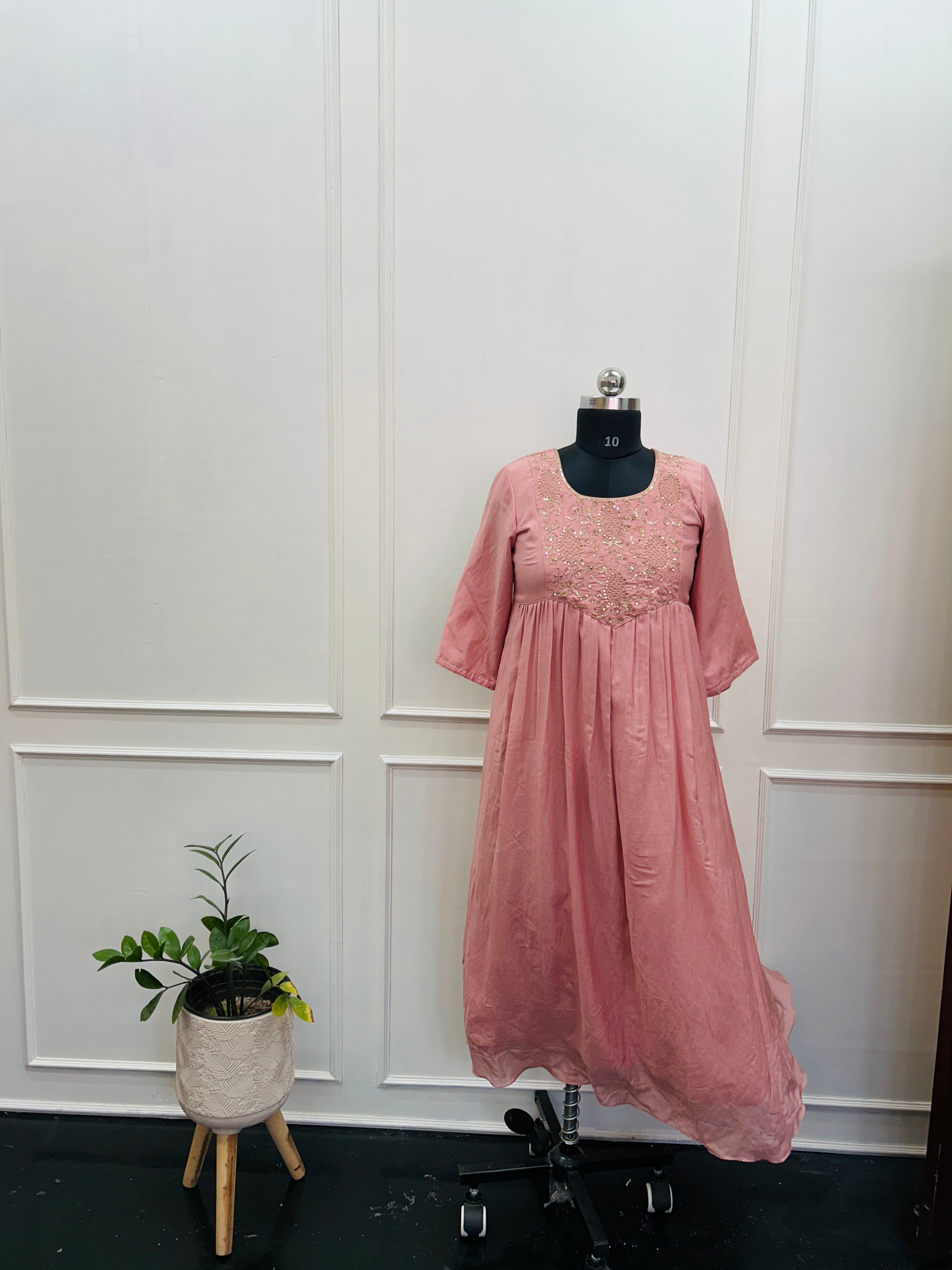 Pink chanderi handwork kurti